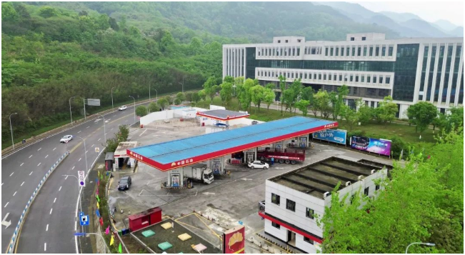 +油、+电、又+氢，中国石油重庆的一座加油站火了