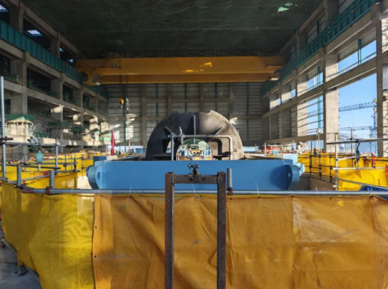 三澳核电项目1号机组汽轮机轴承箱全部就位