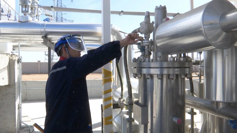 内蒙古首个油气电氢“四位一体”能源岛投用