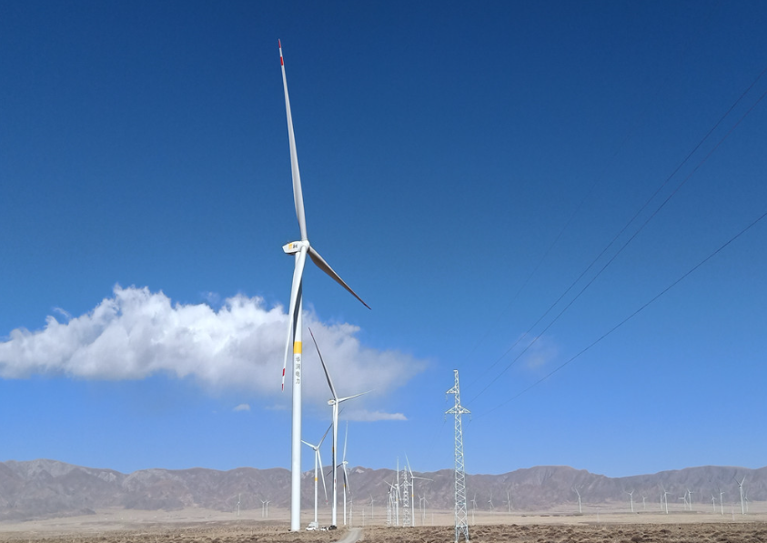 东北分公司瓦房店风电二期项目首批风机成功并网发电