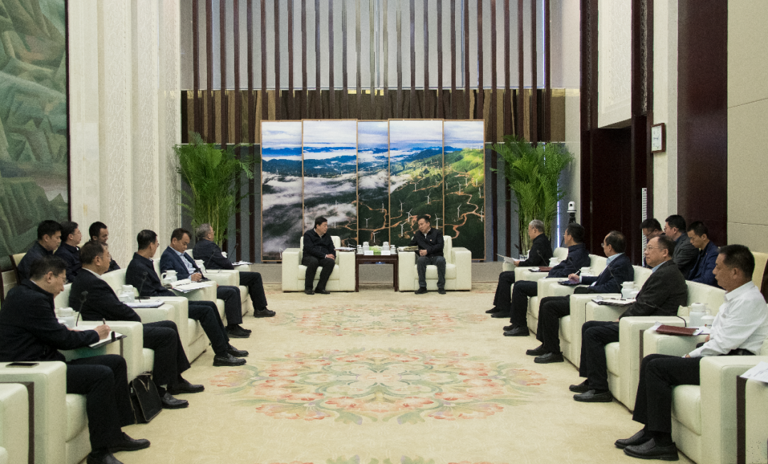 刘明胜、栗宝卿与国家电网公司董事长、党组书记张智刚会谈