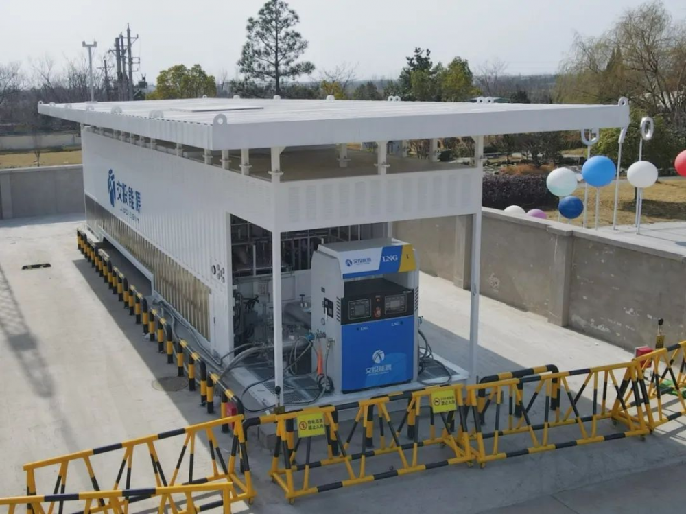 蜀道装备湖北孝感加氢站项目圆满完工并顺利实施首次充装