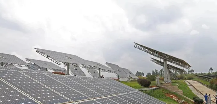华能澜沧江公司竹芭山光伏电站全容量投产