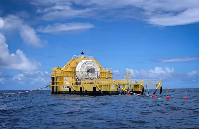 Ocean Energy在夏威夷部署电网级波浪能发电机