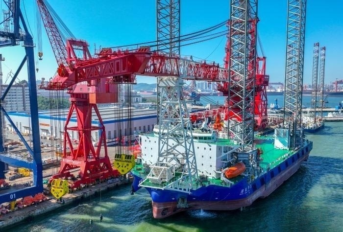 中国起升高度最高海上风电安装平台交付