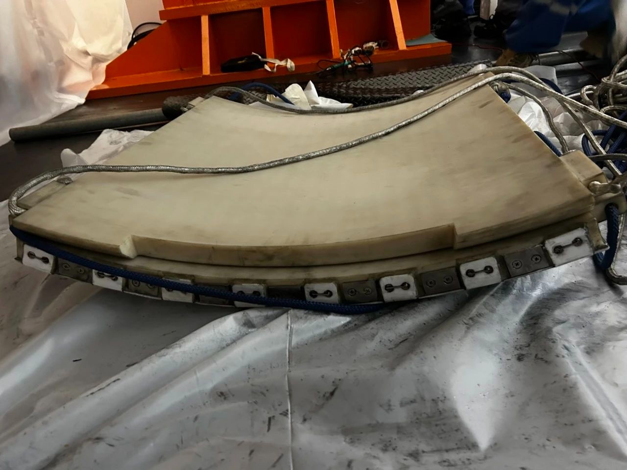 单行车+新型滑块！开拓华龙机组发电机抽转子创新