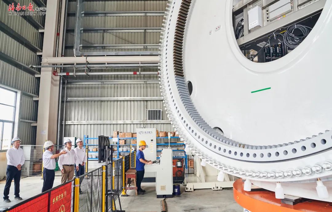 海南省委书记冯飞调研东方电气海南洋浦风电基地