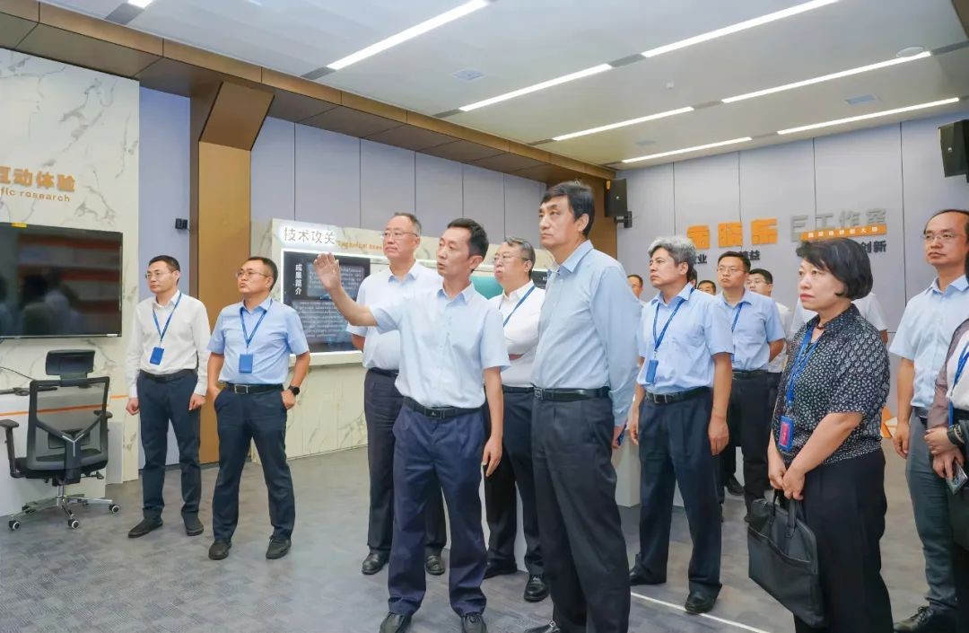 董保同一行赴中核陕铀调研指导工作