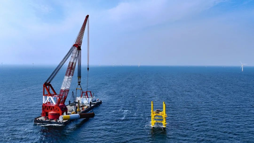 中交一航局承建！大唐海南儋州120万千瓦海上风电项目首批导管