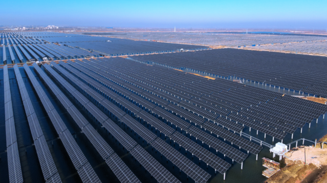 “盐光共舞”！山东广饶盐化光伏项目全容量并网
