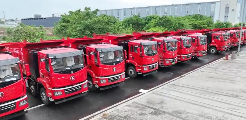 质子汽车百台新能源电动自卸车交付