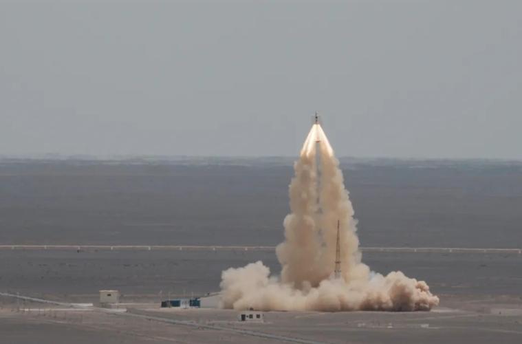 梦舟载人飞船零高度逃逸飞行试验取得圆满成功 我国载人月球探测