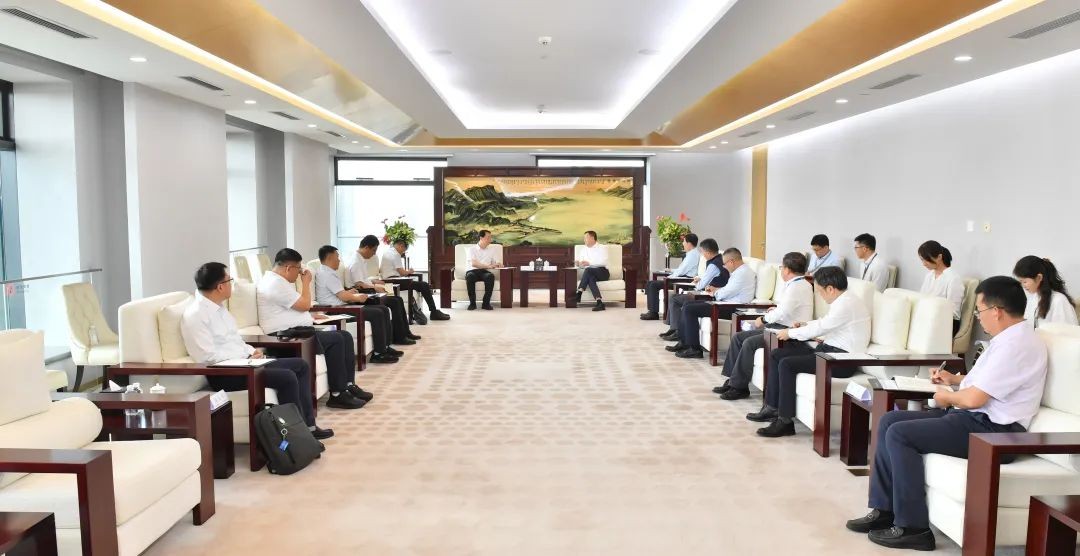 杨长利会见东北电力大学党委书记张静辉