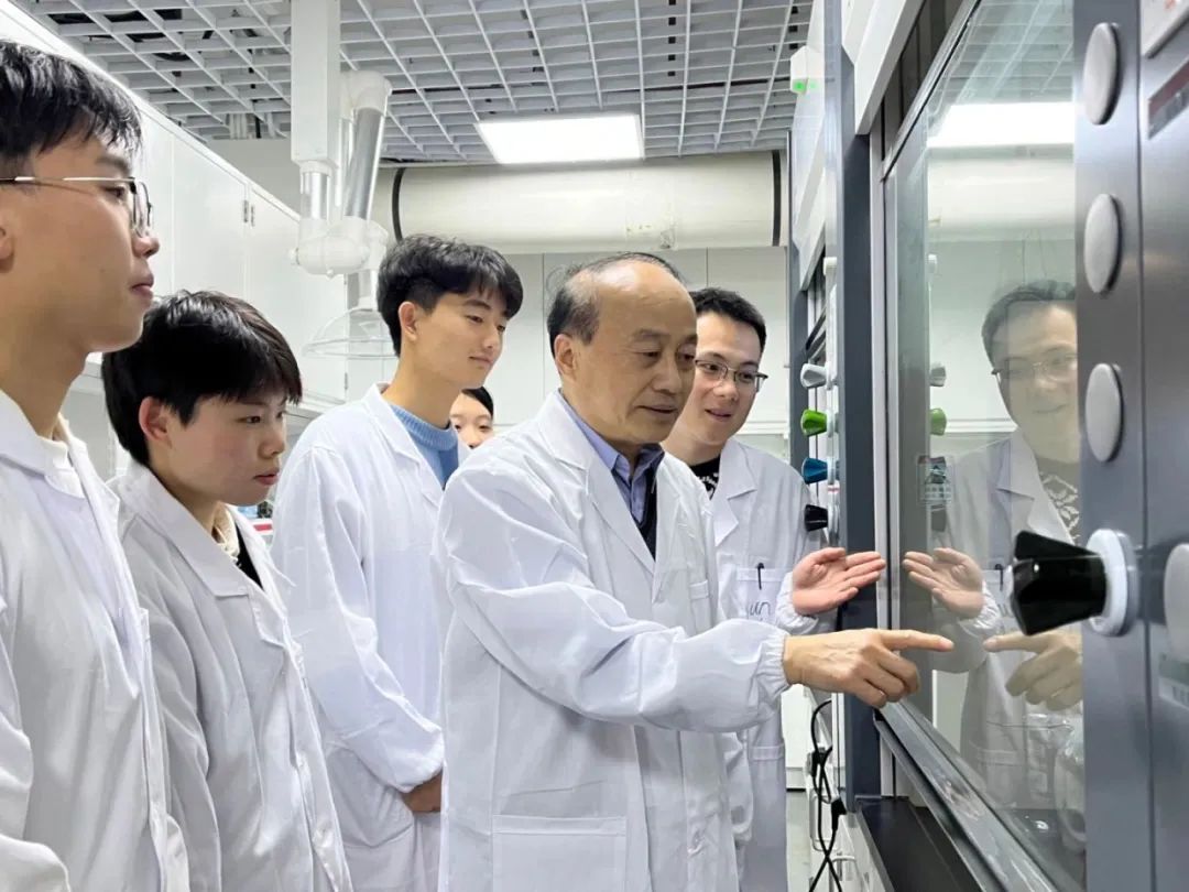 美锦能源碳纸项目A轮融资落定，产业链韧性再升级