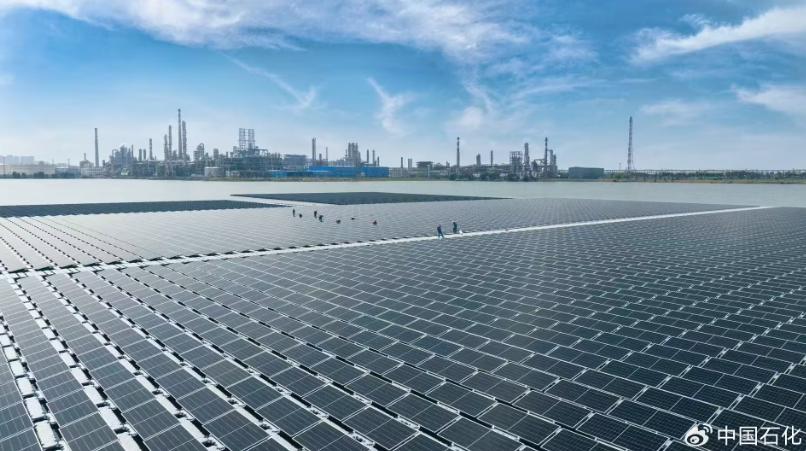 中国首座海水漂浮式光伏项目建成投用，年发绿电 1670 万千
