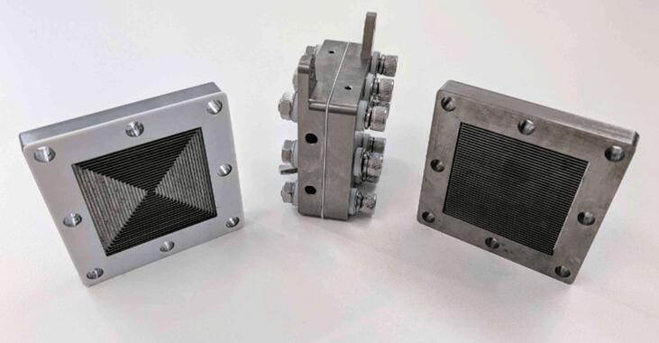 澳大利亚研究人员通过人造闪电的方式合成氨