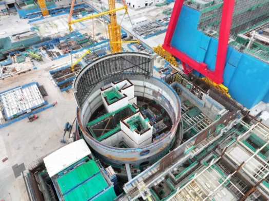 国家电投廉江核电2号核岛CA03模块就位