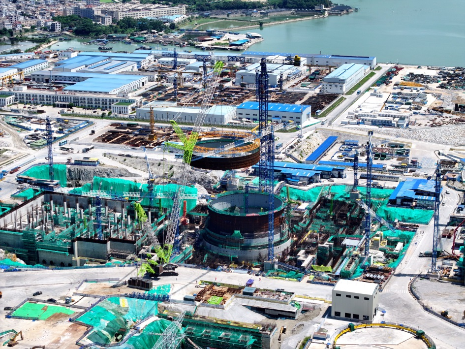 漳州核电4号机组钢衬里模块四吊装就位