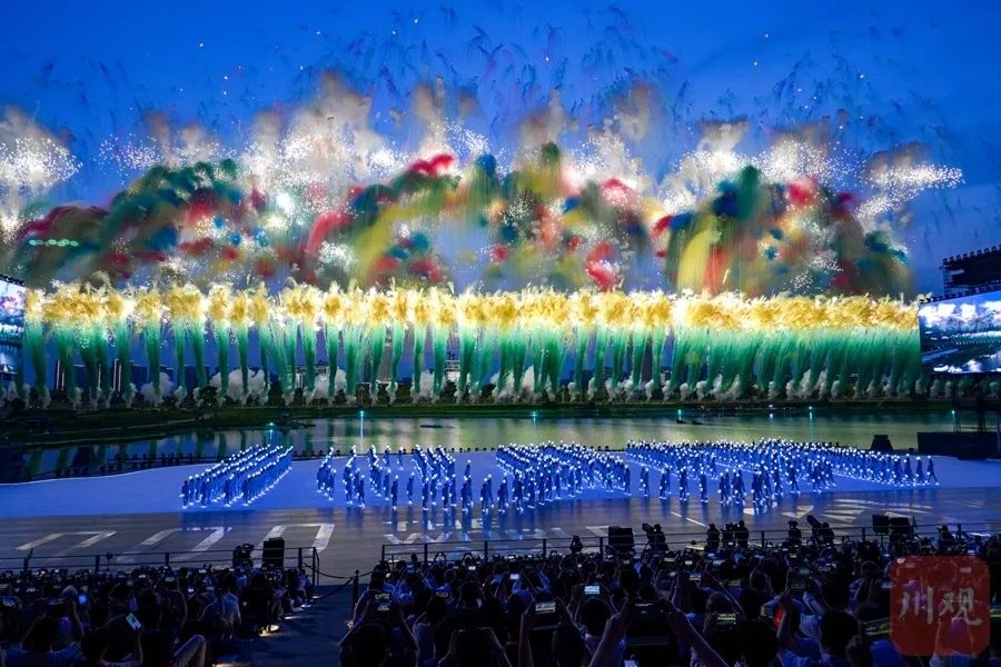 24辆氢能公交车亮相成都世运会！东方电气助力打造“氢”洁专线