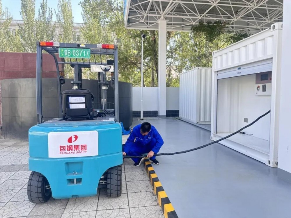 内蒙古首座低压固态加氢示范站落成！