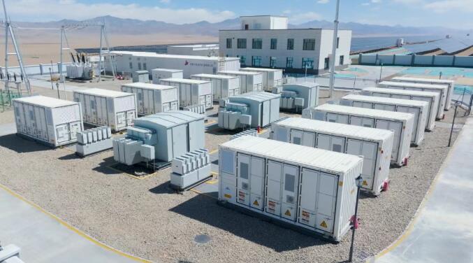 三重突破，六大核心能力！华为智能组串式构网型储能解决方案破局