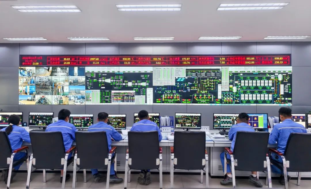 新高度！电建新能源甘肃分公司共和光热电站单日发电再攀新峰